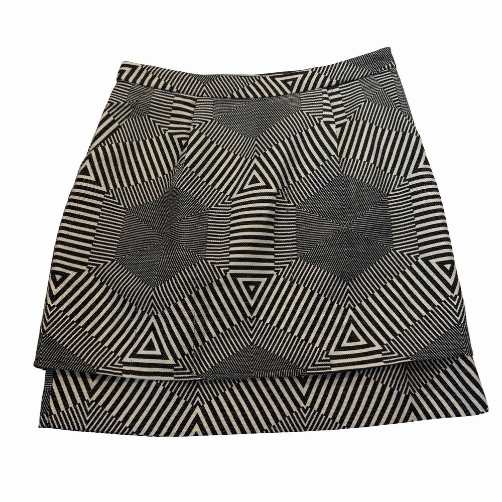 Anthropologie HD In Paris Skirt Women's MP Black White Geometric Stripes Layers
